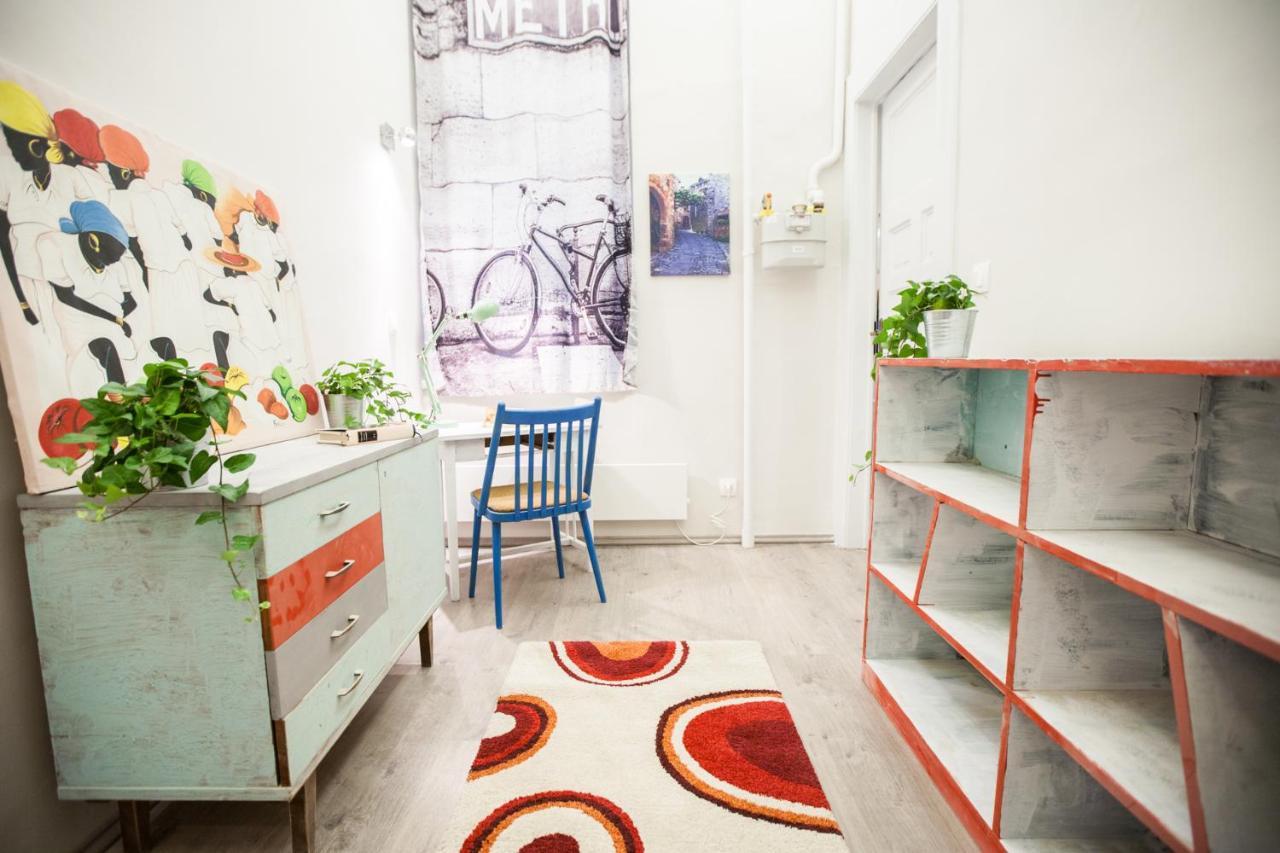 N40 By Small Home Budapest Eksteriør bilde